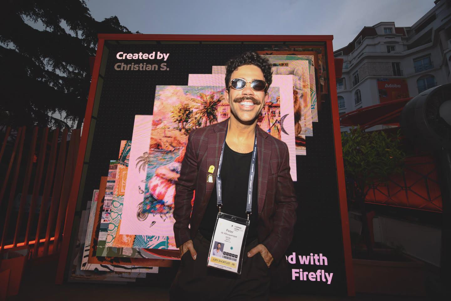 Peter de Albuquerque sorrindo em Cannes Lions